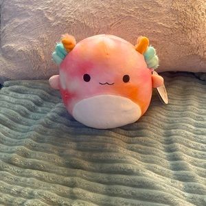 Tie dye Small Squishmallow